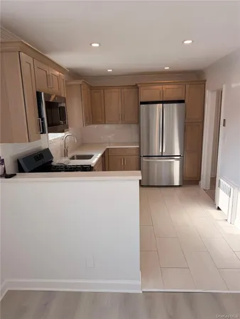 $3,700 | 4 Walnut Street, Unit A11, Rye, NY 10580