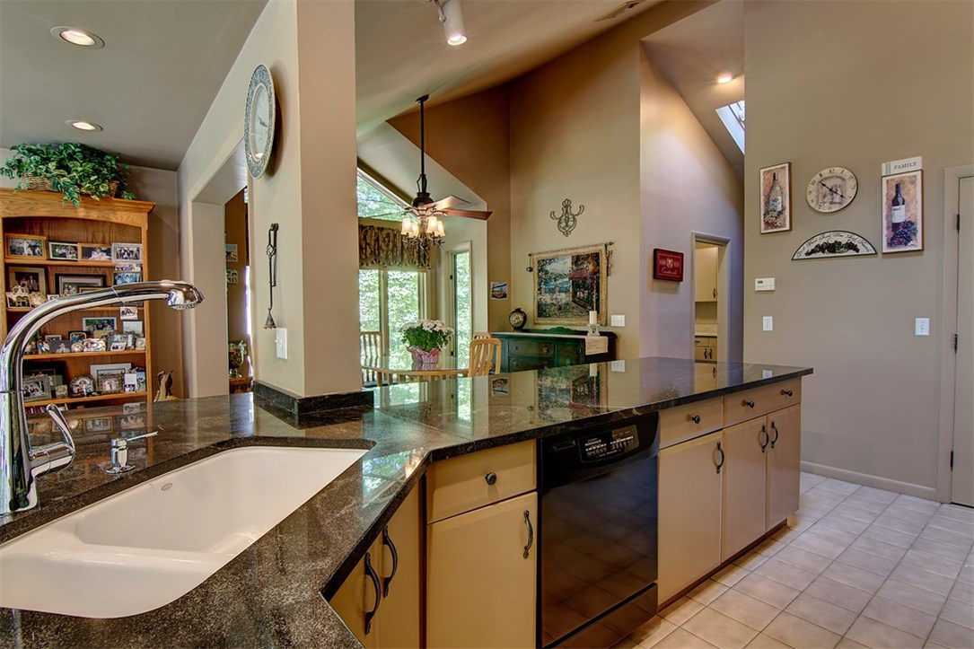 112 Jenckes Hill Road Lincoln, RI 02865 - Photo 13 of 40 Gallery Image 13