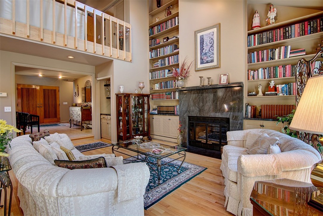 112 Jenckes Hill Road Lincoln, RI 02865 - Photo 5 of 40 Gallery Image 5