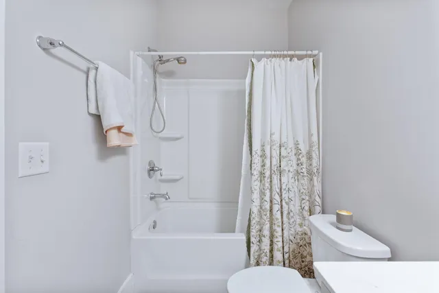 $749,900 | 197 Winding Branch Drive, Summerville, SC 29486