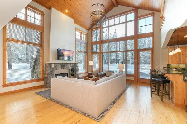 $10,000 | 12463 Lookout Loop, Unit F1703, Truckee, CA 96161