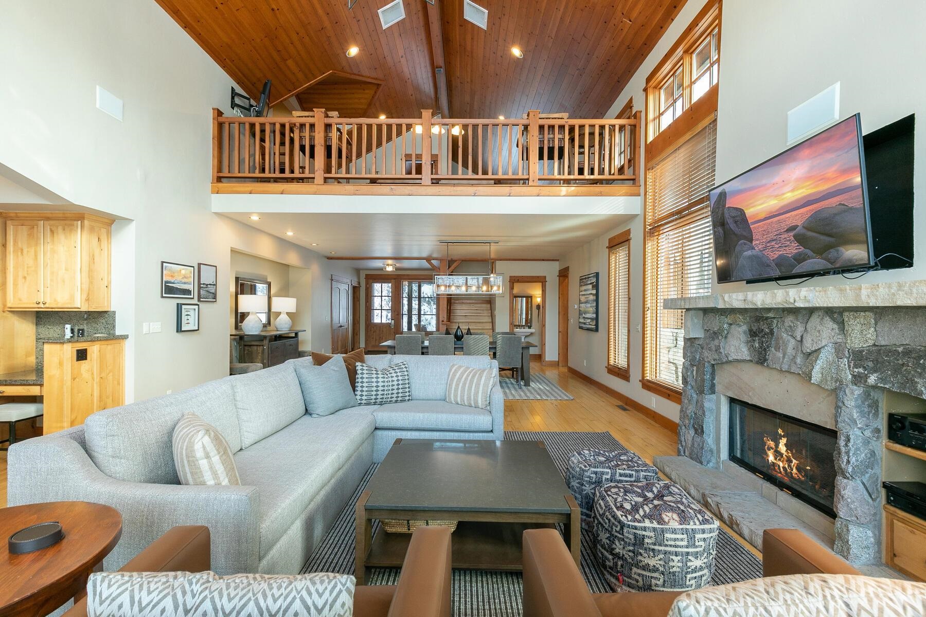 12463 Lookout Loop, Unit F1703 Truckee, CA 96161 - Photo 9 of 28