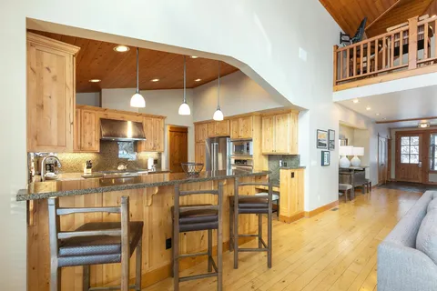 $10,000 | 12463 Lookout Loop, Unit F1703, Truckee, CA 96161