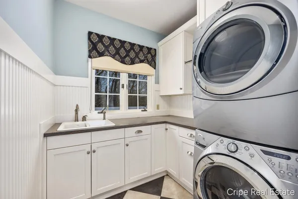 $1,490,000 | 1620 Foot Hills Trail Northeast, Ada, MI 49301