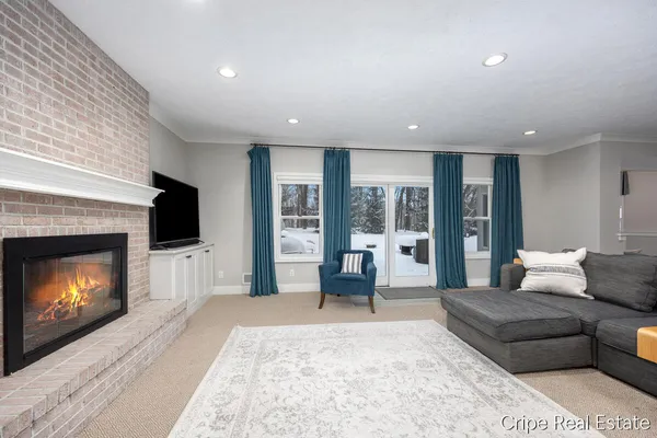 $1,490,000 | 1620 Foot Hills Trail Northeast, Ada, MI 49301