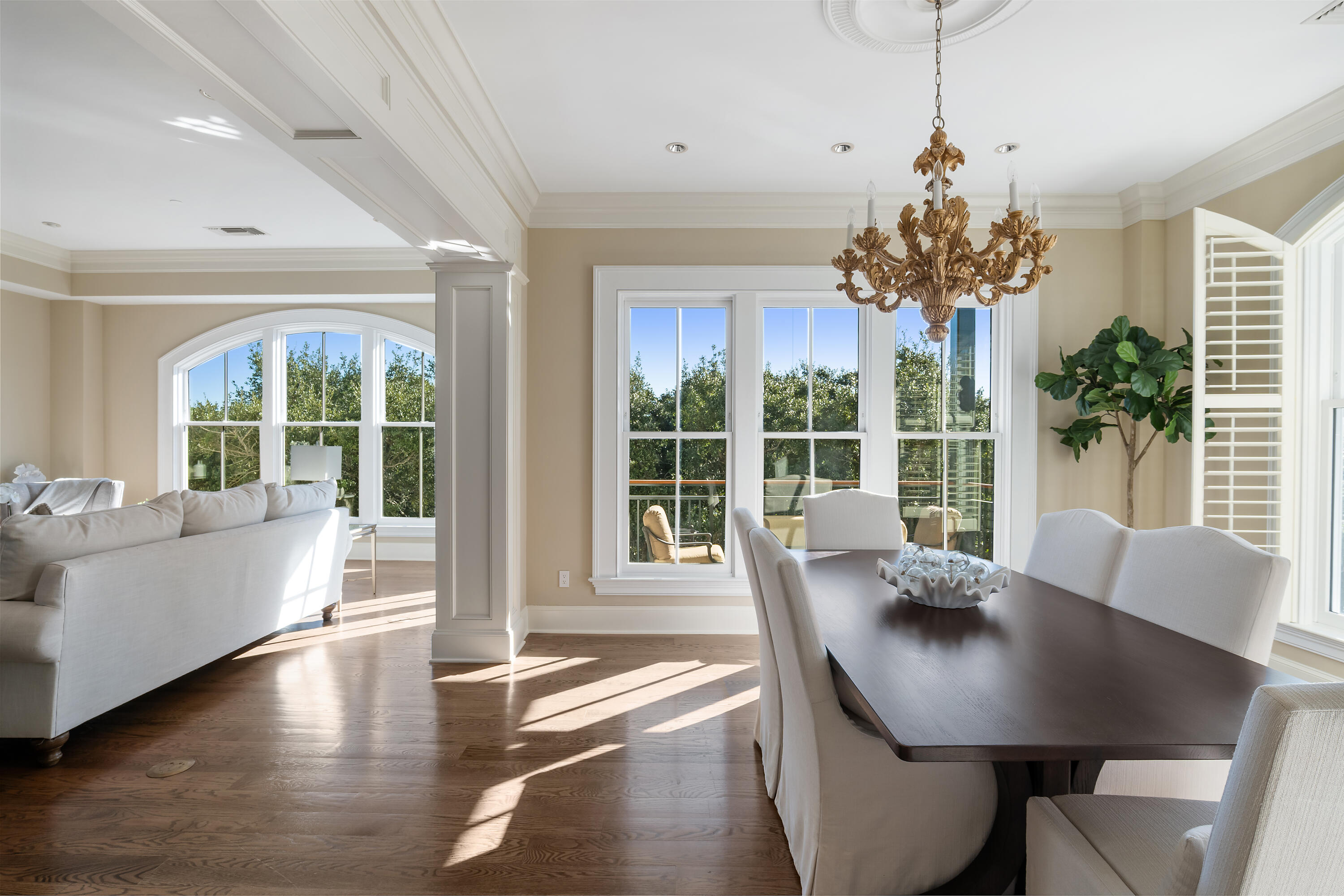 1 Vendue Range, Unit L Charleston, SC 29401 - Photo 13 of 41 Dining Room