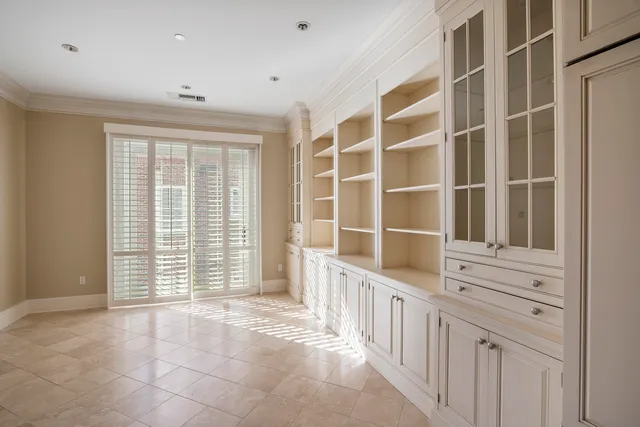 $12,000 | 1 Vendue Range, Unit L, Charleston, SC 29401