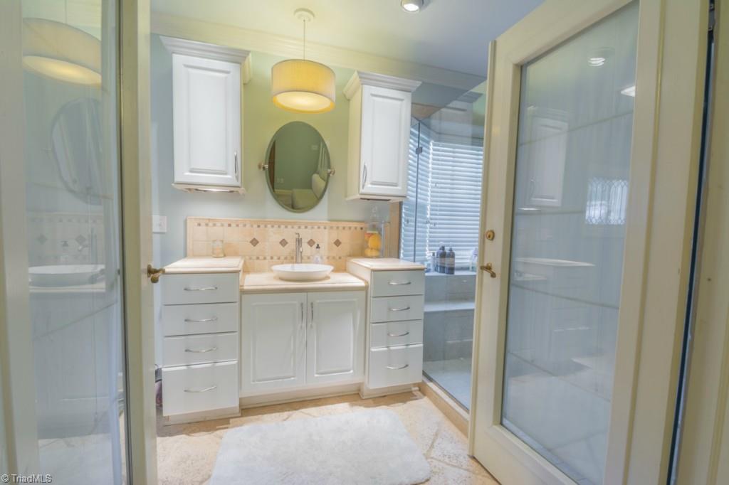 720 Dover Road Greensboro, NC 27408 - Photo 14 of 23 Gallery Image 14