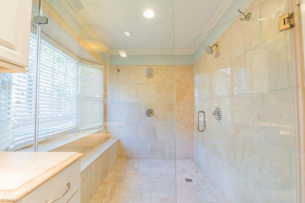 720 Dover Road Greensboro, NC 27408 - Photo 15 of 23 Gallery Image 15