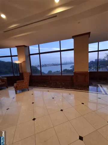 $645,000 | 100 Old Palisade Road, Unit 1402, Fort Lee, NJ 07024