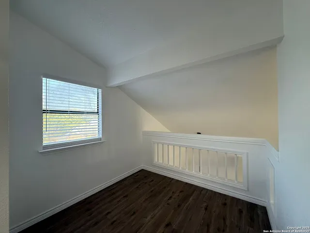 $2,000 | 4718 Saddle, San Antonio, TX 78217