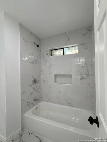 $2,000 | 4718 Saddle, San Antonio, TX 78217