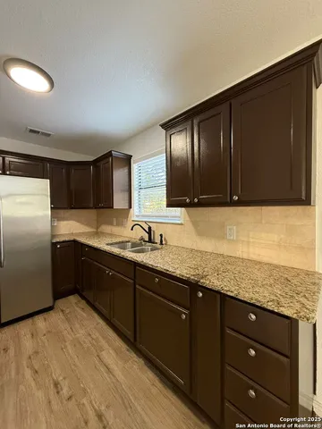 $2,000 | 4718 Saddle, San Antonio, TX 78217