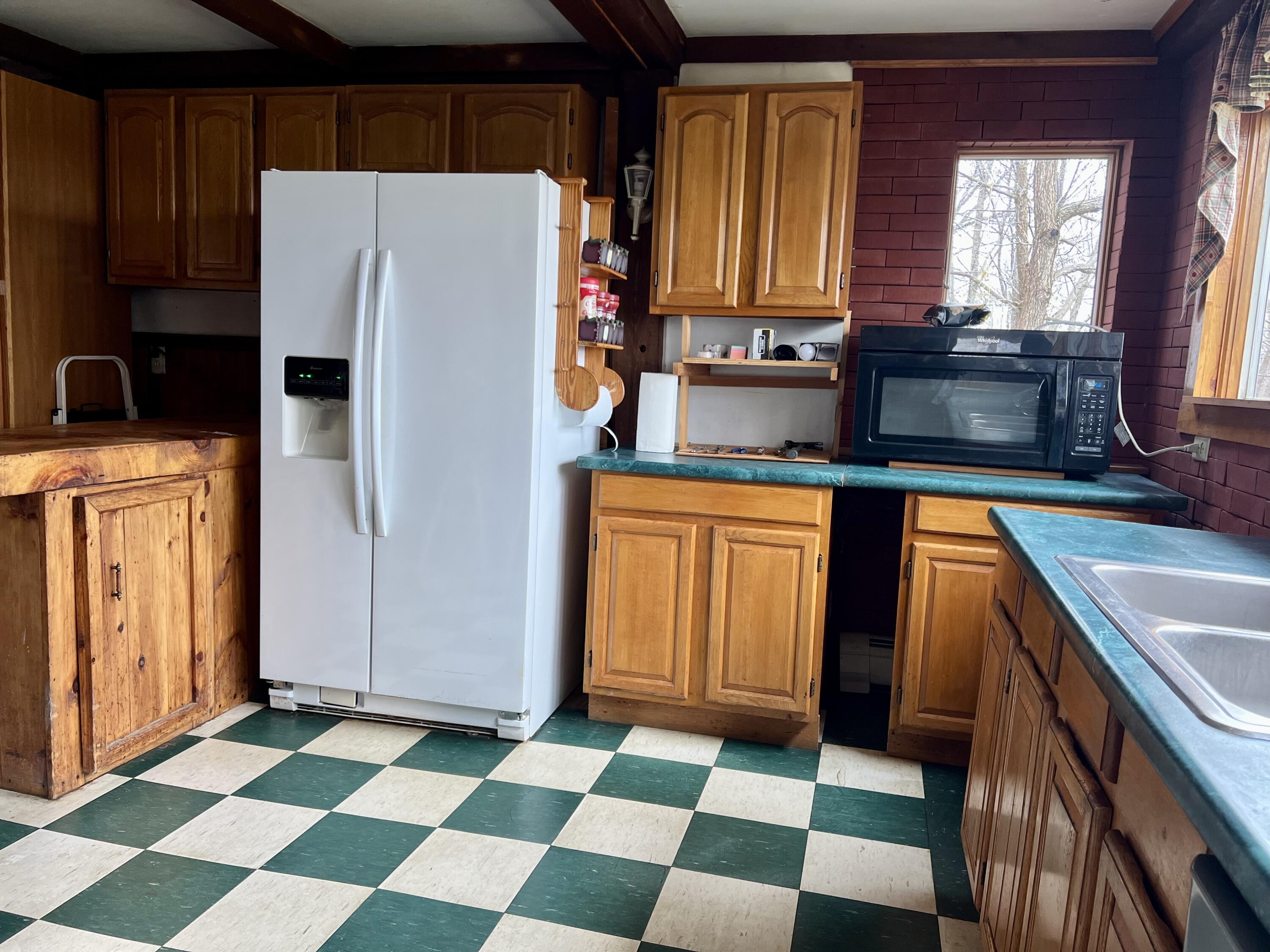 473 Mt View Road Thorndike, ME 04986 - Photo 6 of 60 IMG_7233