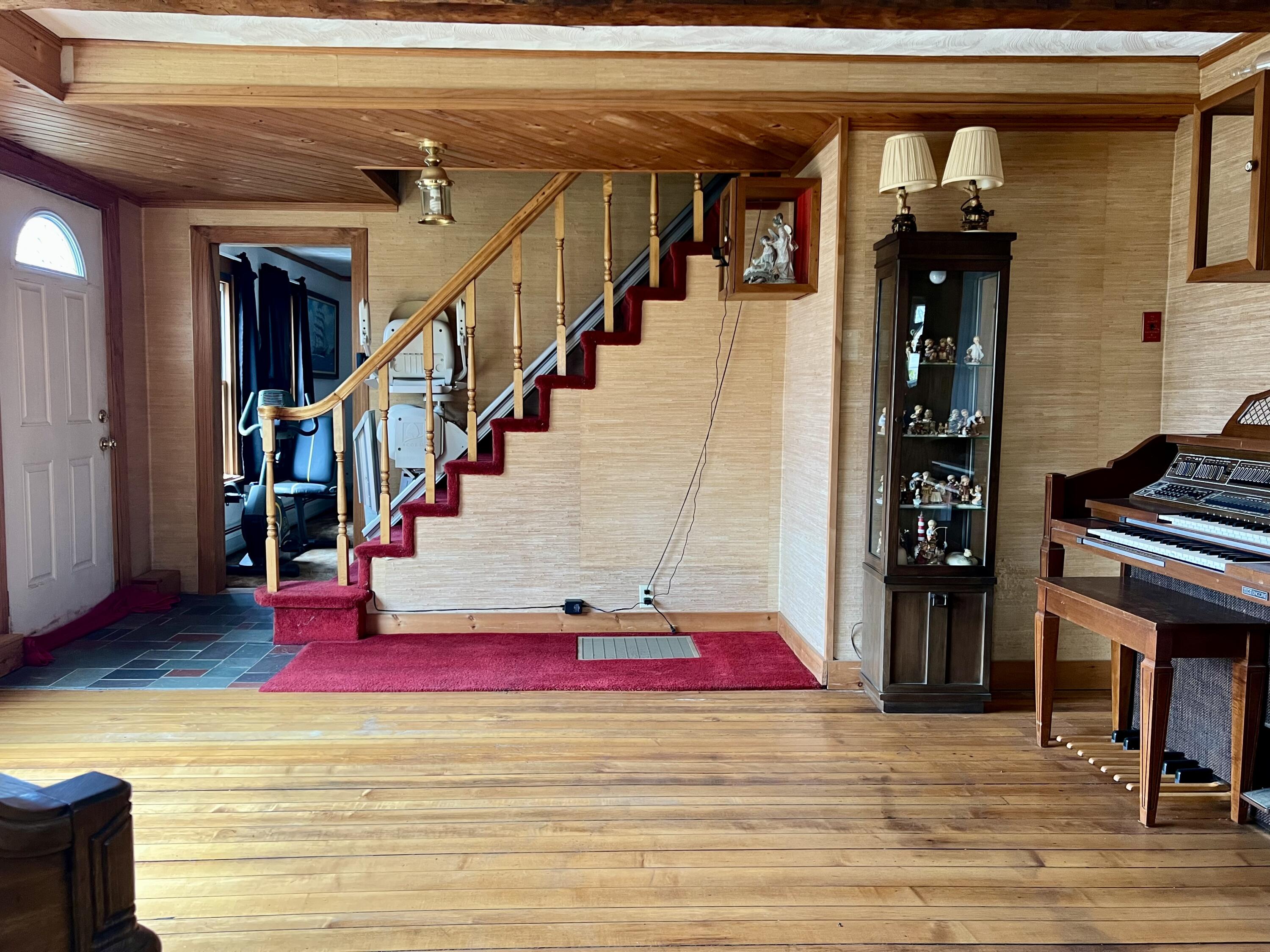 473 Mt View Road Thorndike, ME 04986 - Photo 9 of 60 IMG_7271