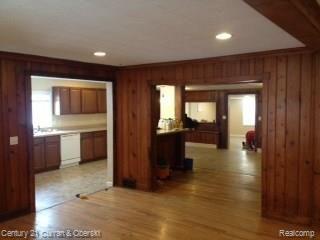 26509 Inkster Road Flat Rock, MI 48134 - Photo 3 of 46 main house living room.kitchen