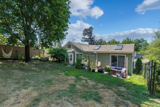 $725,000 | 138 Low Street, Newburyport, MA 01950