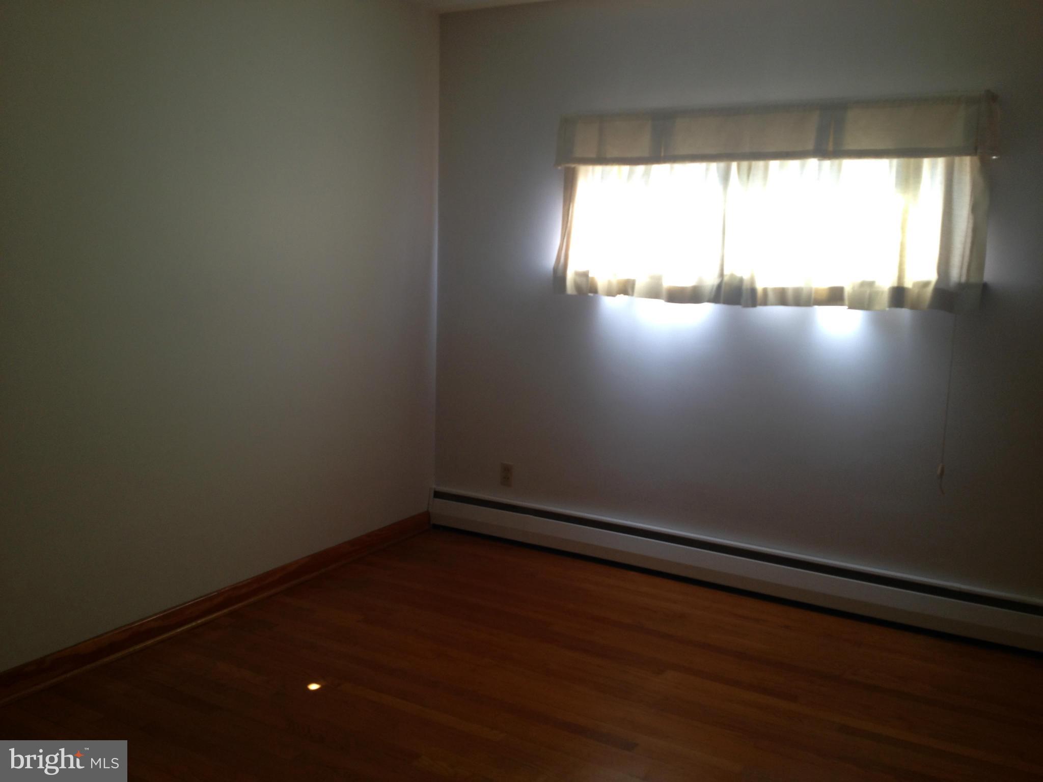 17940 Pin Oak Road Hagerstown, MD 21740 - Photo 18 of 24 Bedroom