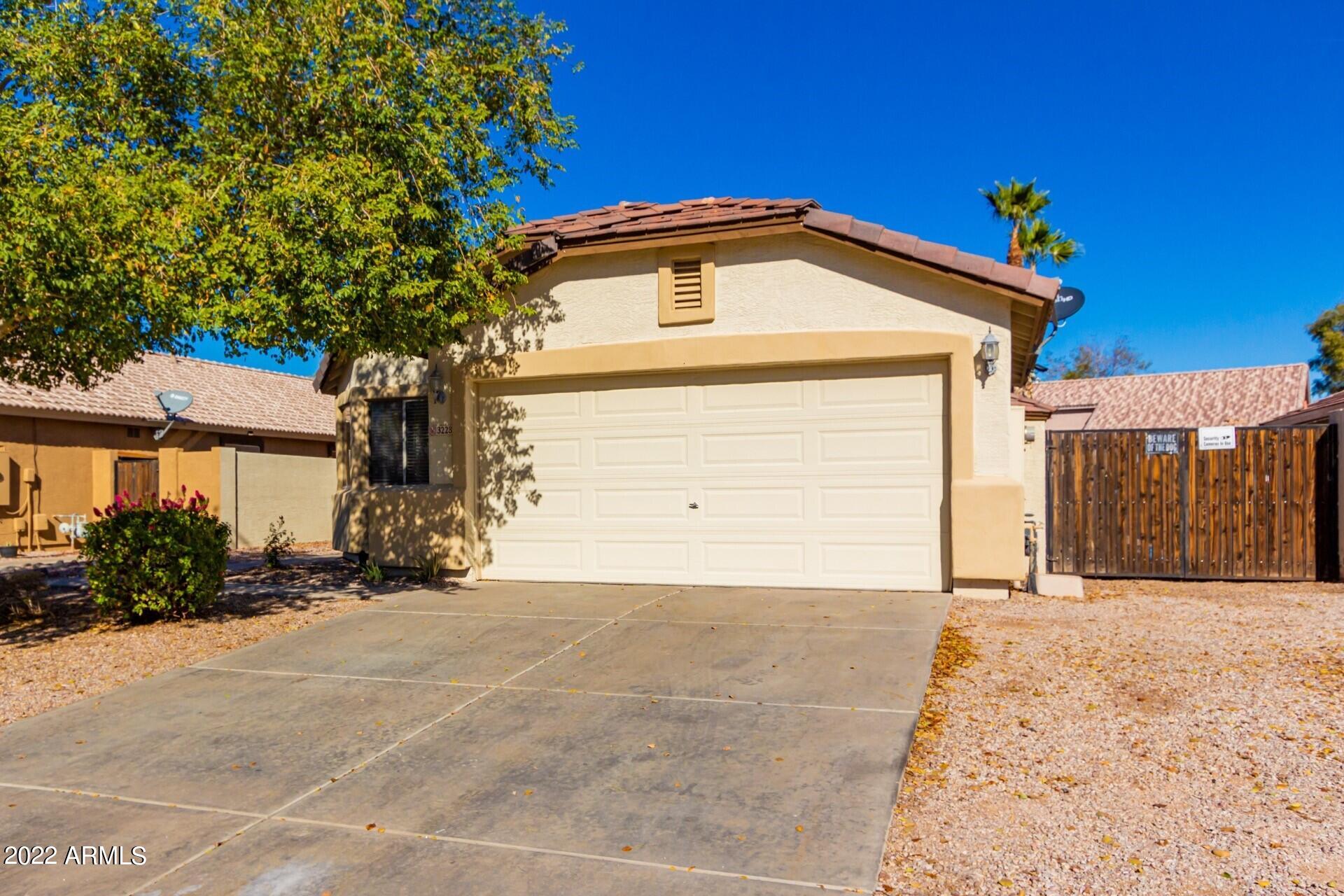 3228 East Sandy Way Gilbert, AZ 85297 - Photo 3 of 34 02-Front