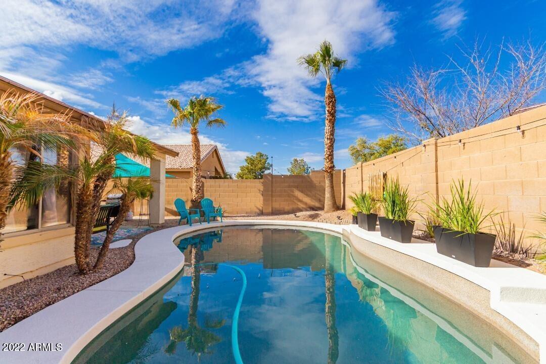 3228 East Sandy Way Gilbert, AZ 85297 - Photo 32 of 34 33-Pool