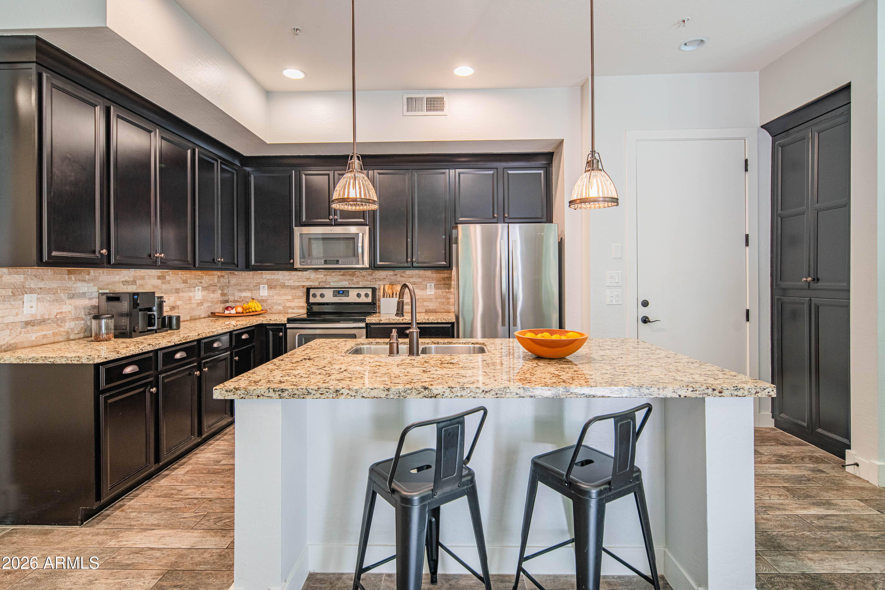 6565 East Thomas Road, Unit 1129 Scottsdale, AZ 85251 - Photo 19 of 31 Granite Countertops