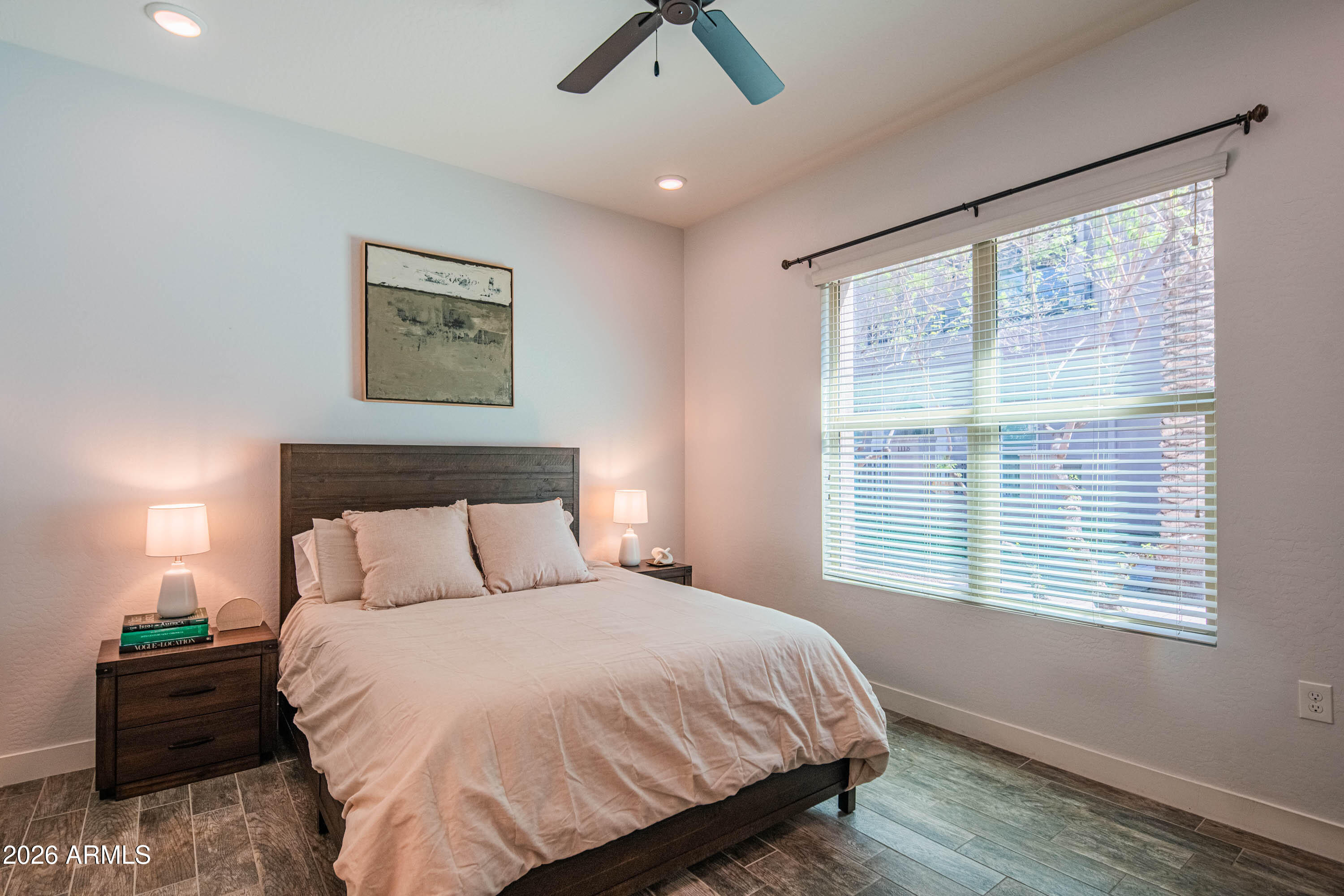 6565 East Thomas Road, Unit 1129 Scottsdale, AZ 85251 - Photo 22 of 31 Primary Bedroom