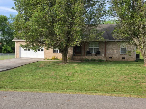 $279,900 | 201 Steeplechase Drive, Smithville, TN 37166