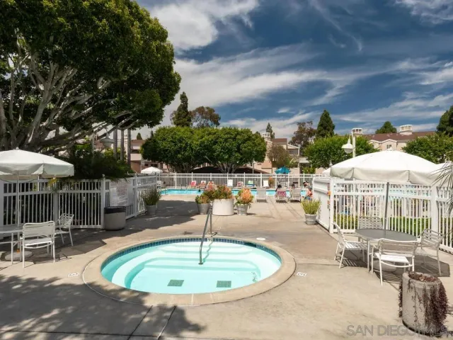 $679,500 | 7087 Camino Degrazia, Unit 141, San Diego, CA 92111