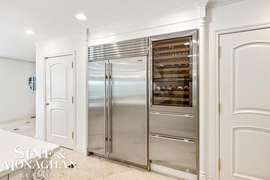 166 Touraine Road Grosse Pointe Farms, MI 48236 - Photo 19 of 80