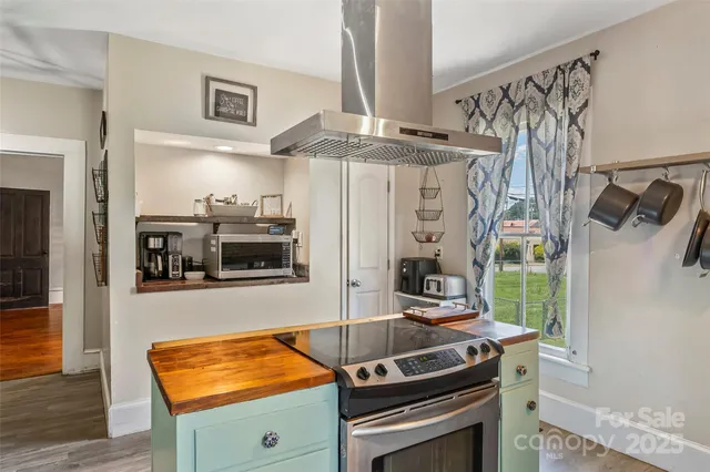 $230,000 | 202 East Central Avenue, Catawba, NC 28609