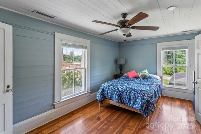 $230,000 | 202 East Central Avenue, Catawba, NC 28609