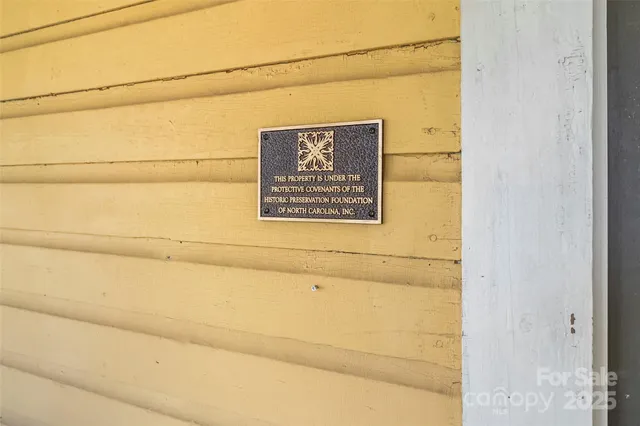 $230,000 | 202 East Central Avenue, Catawba, NC 28609