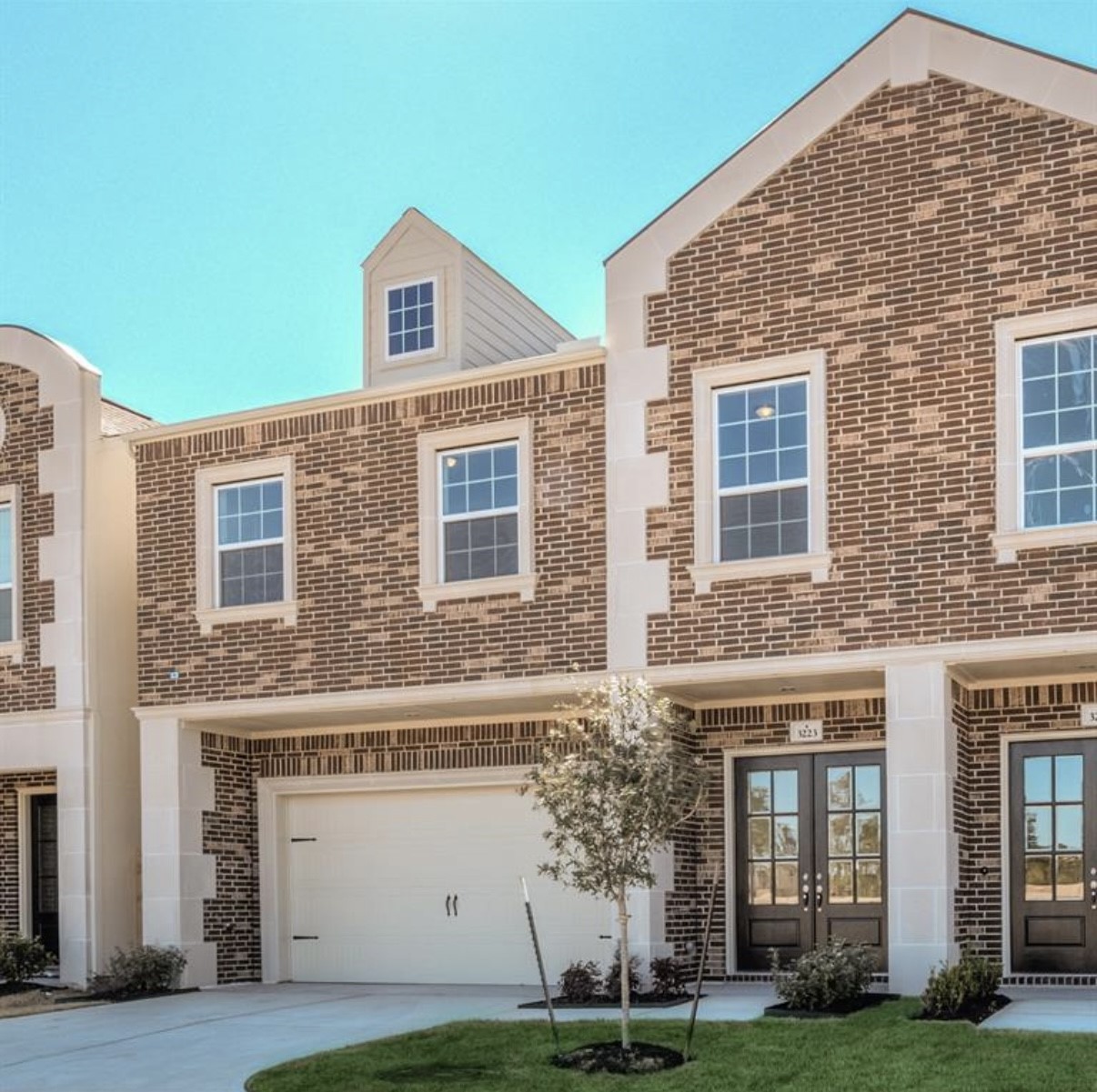 3223 Harmony Creek Lane Spring, TX 77386 - Photo 2 of 34 a front view of a house with garden
