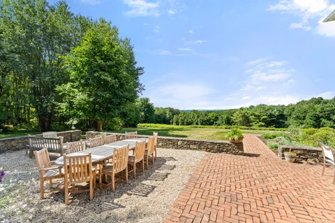 $2,150,000 | 32 Grassy Hill Road, Roxbury, CT 06783