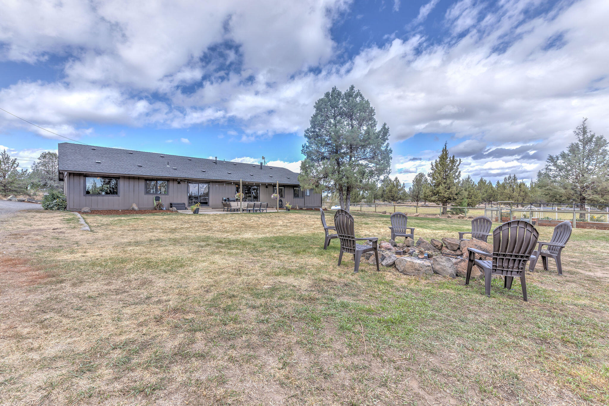 61070 Gosney Road Bend, OR 97702 - Photo 31 of 43 090A5112_3_4_5_6