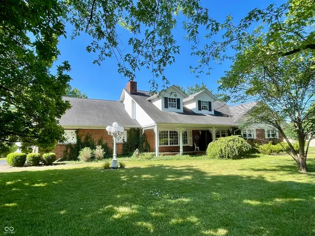 $425,000 | 800 Walton Drive, Plainfield, IN 46168