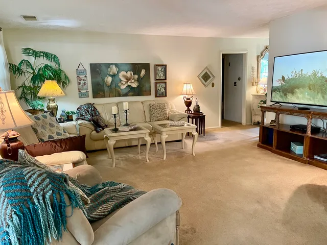 $425,000 | 800 Walton Drive, Plainfield, IN 46168