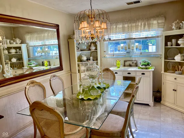 $425,000 | 800 Walton Drive, Plainfield, IN 46168