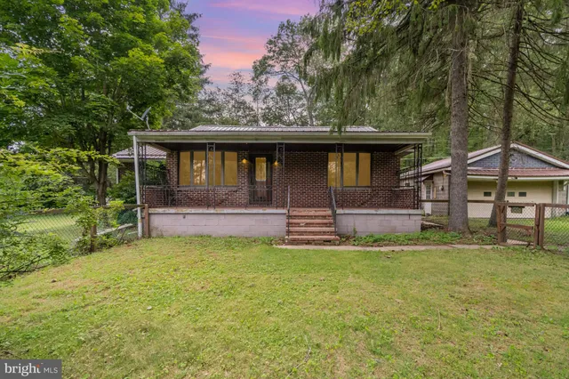 $259,900 | 199 State Road, Barnesville, PA 18214