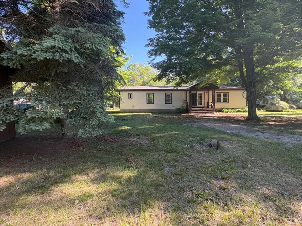 $264,900 | 15070 Rapids Drive, Hersey, MI 49639