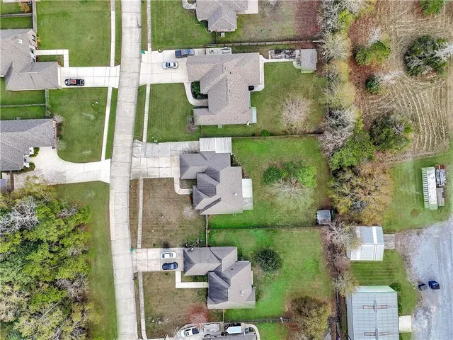 $330,000 | 308 Nelson Landing Drive, Pearl River, LA 70452