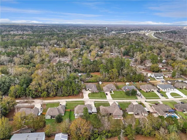 $330,000 | 308 Nelson Landing Drive, Pearl River, LA 70452