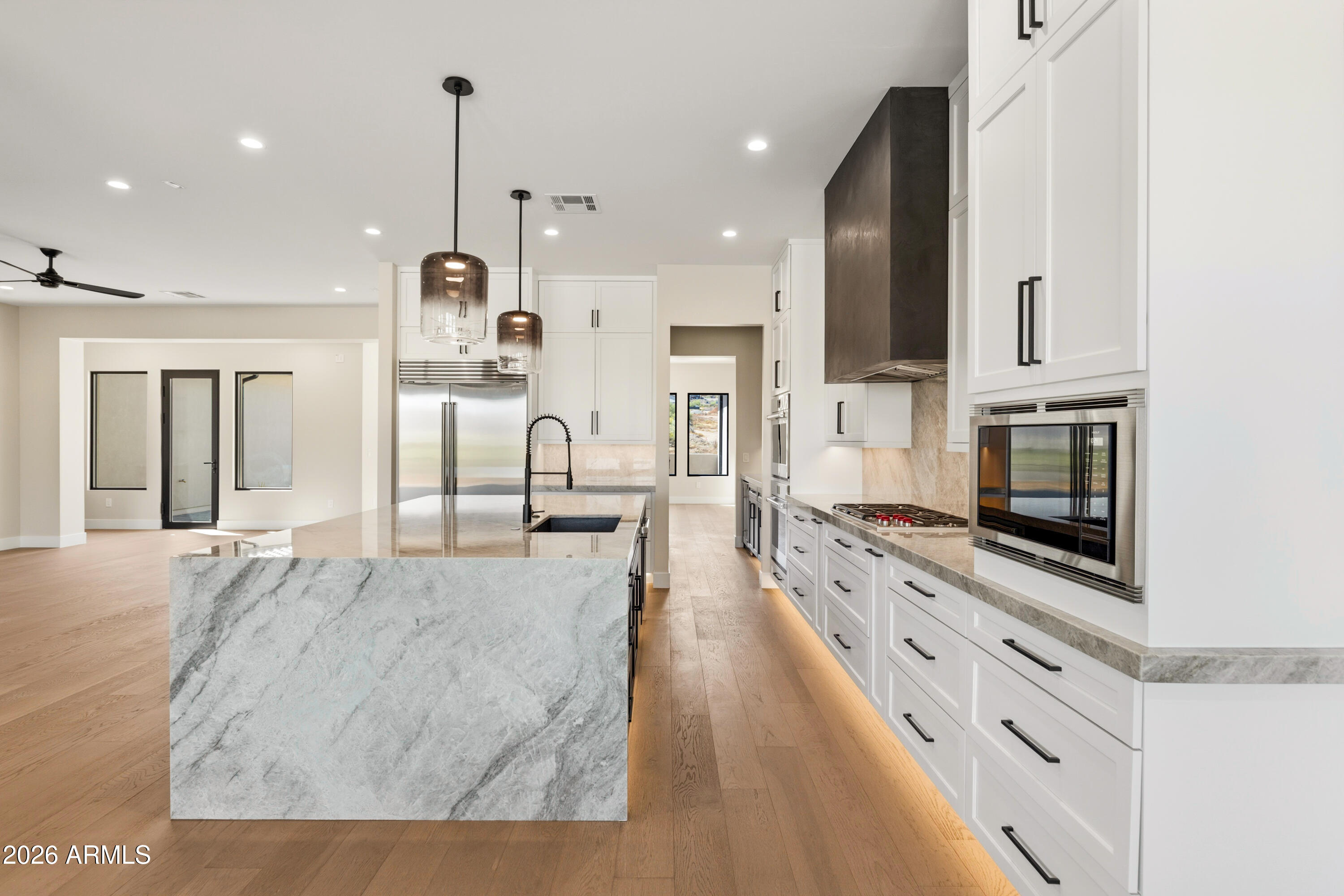 544 East Amber Sun Drive Phoenix, AZ 85085 - Photo 17 of 50 Kitchen
