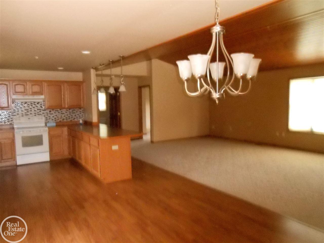 7146 East Applegate Road Applegate, MI 48401 - Photo 10 of 24 50070406-9.JPG
