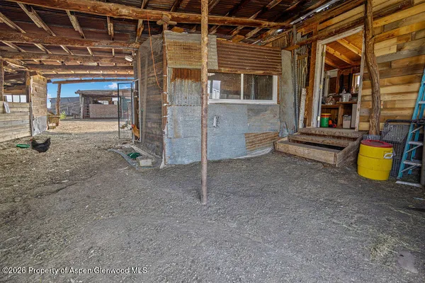 $1,200,000 | 46045 Rock Springs Lane, Hayden, CO 81639