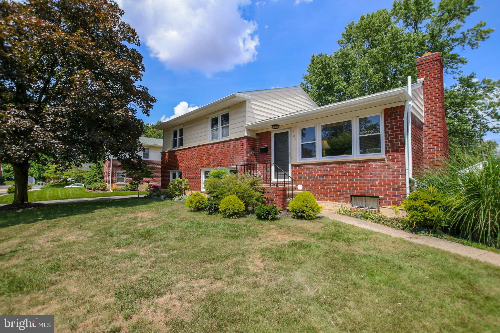 802 Seaword Road Baltimore, MD 21286 - Photo 1 of 28 Exterior (Front)