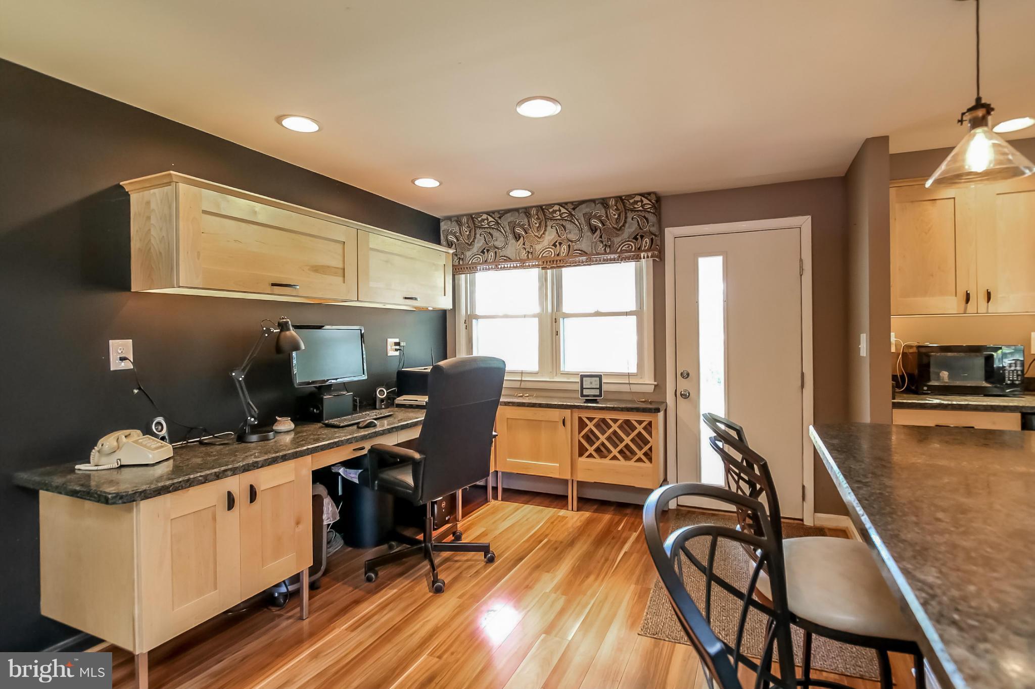 802 Seaword Road Baltimore, MD 21286 - Photo 13 of 28 Interior (General)