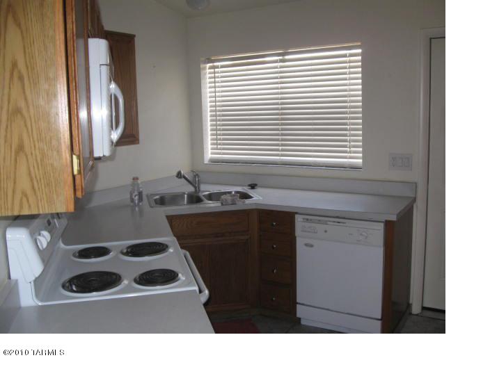 5530 North Baybrook Road Tucson, AZ 85741 - Photo 3 of 7