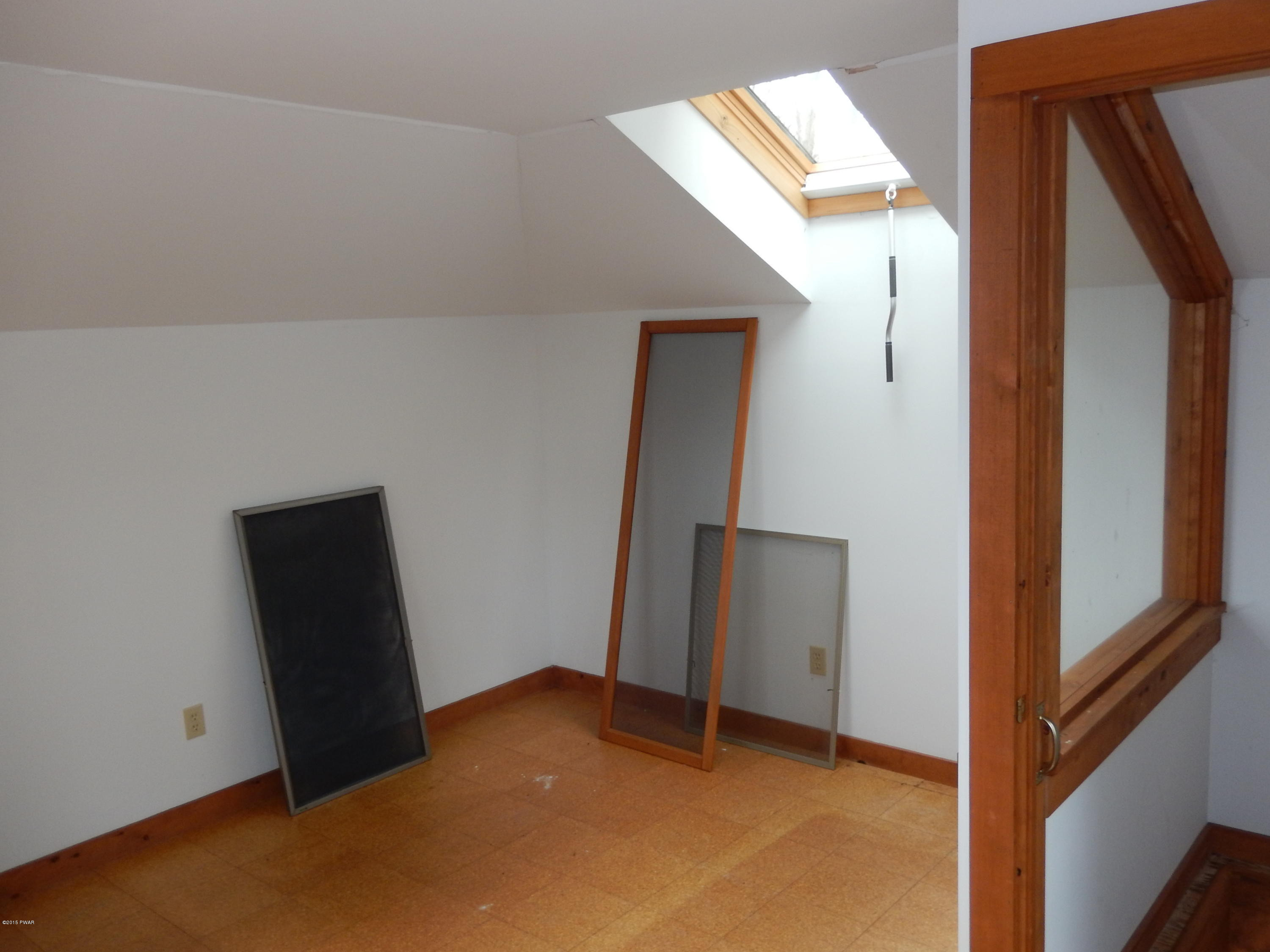 108 Fairview Hemlock Point Road Road Tafton, PA 18464 - Photo 36 of 59