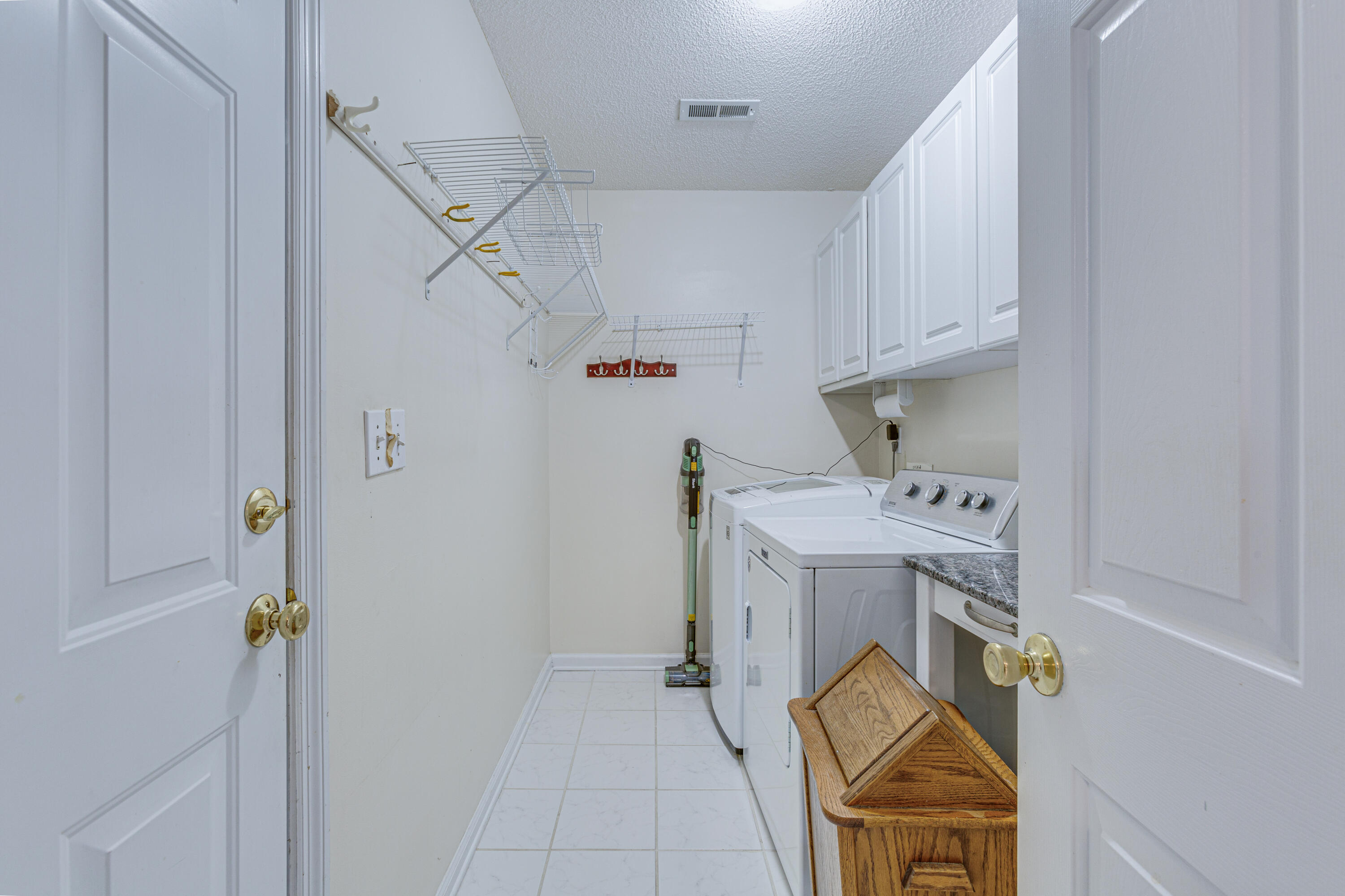 8341 Waltham Road North Charleston, SC 29406 - Photo 21 of 22 8341Waltham (10)
